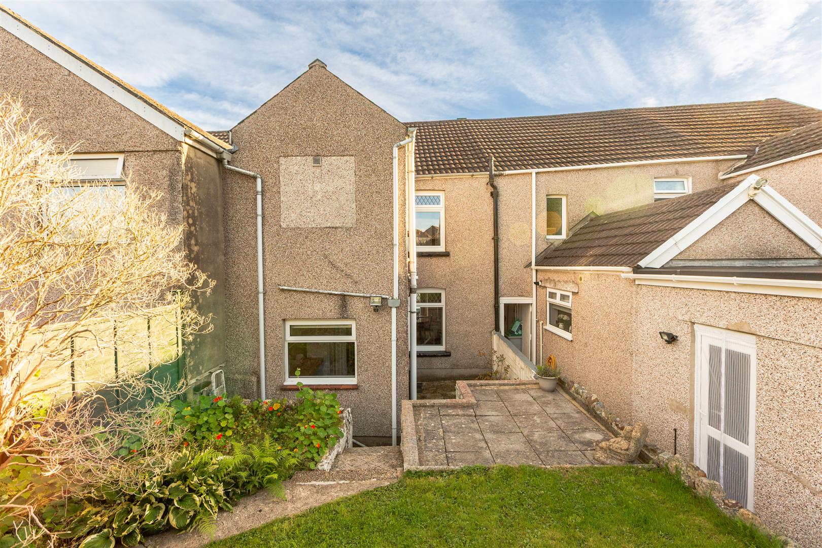 Penlan Road, Treboeth, Swansea, SA5 7DD